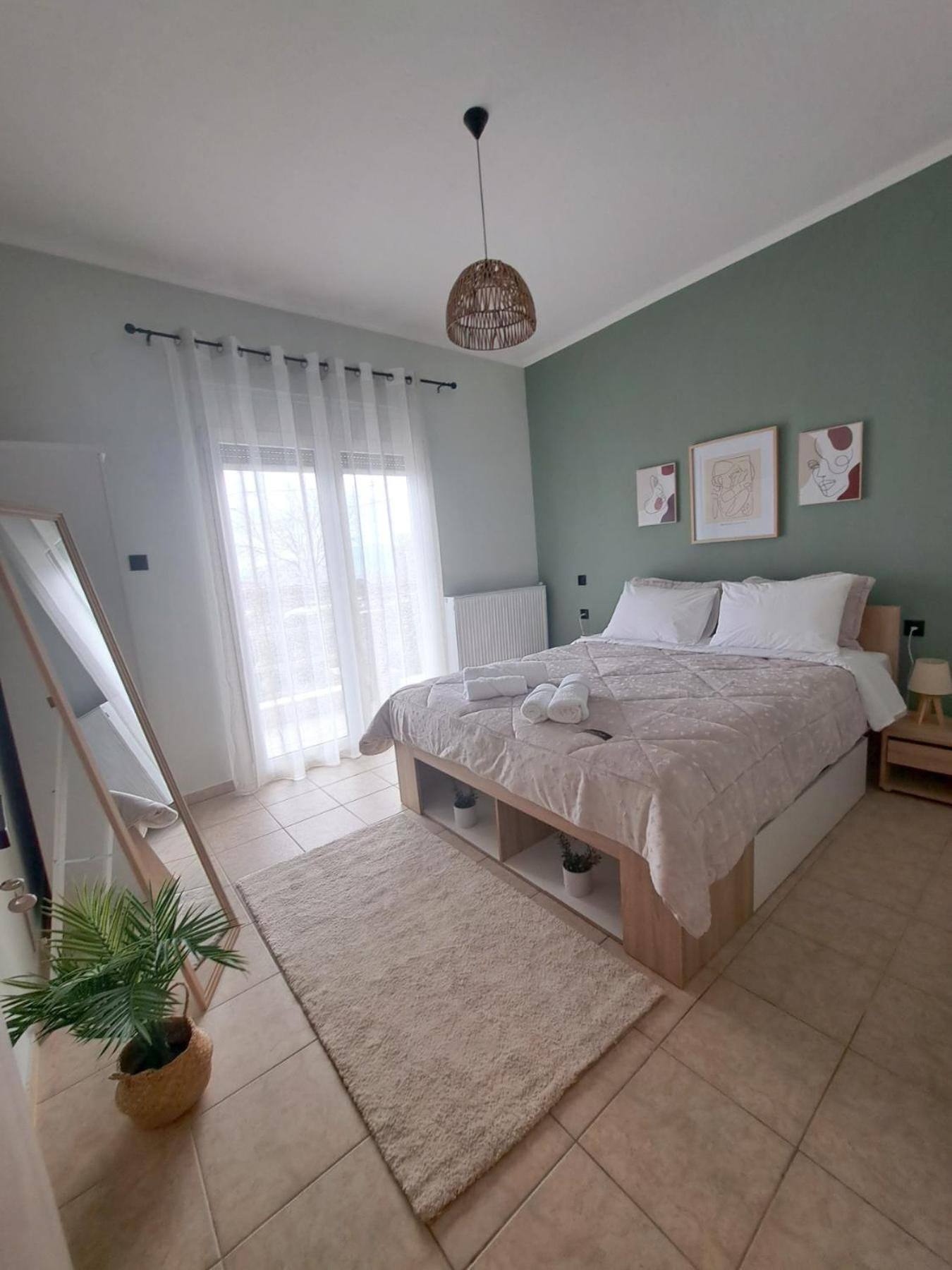 Pnoe Apartments Като-Лутракі Екстер'єр фото