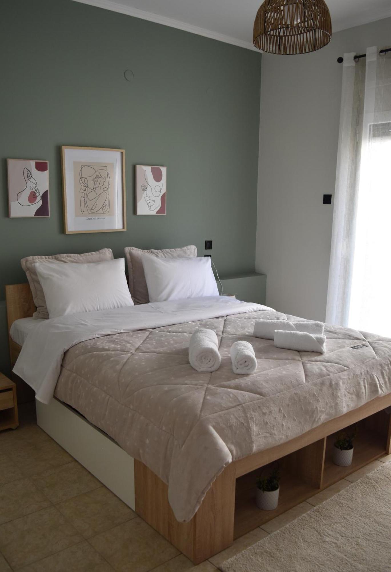 Pnoe Apartments Като-Лутракі Екстер'єр фото