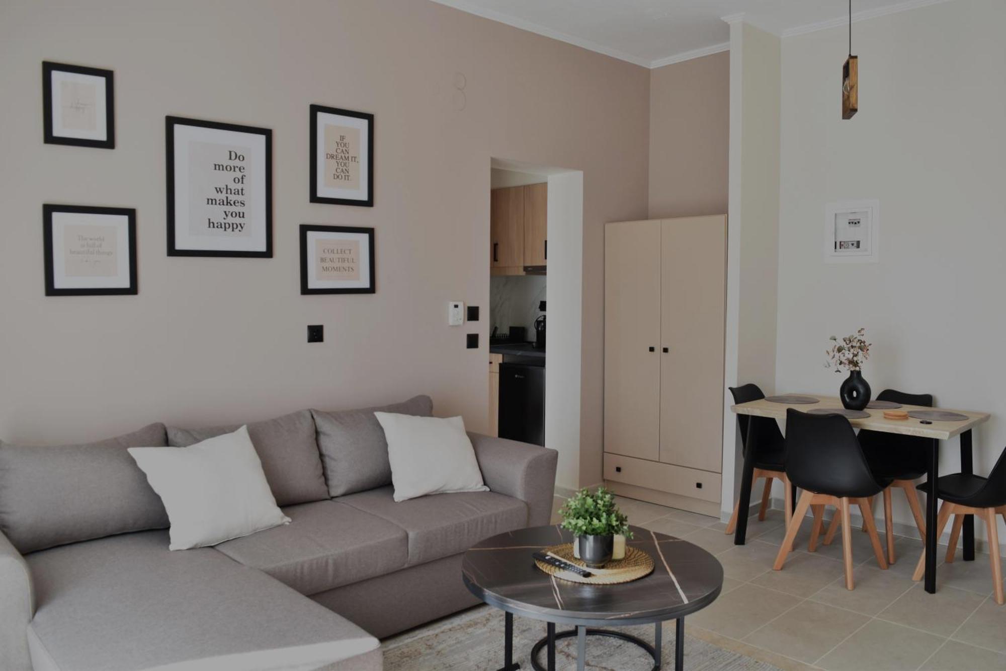 Pnoe Apartments Като-Лутракі Екстер'єр фото